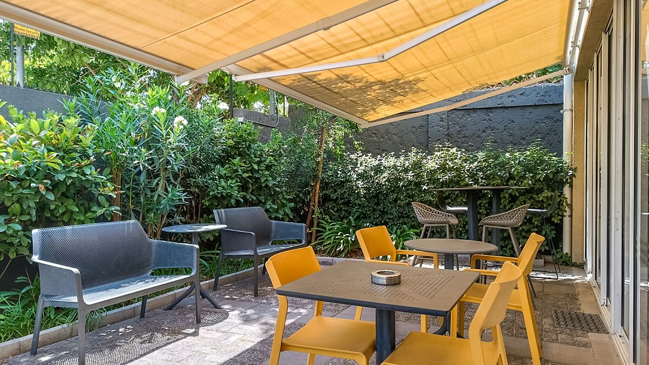 Garden La Cisterna 8