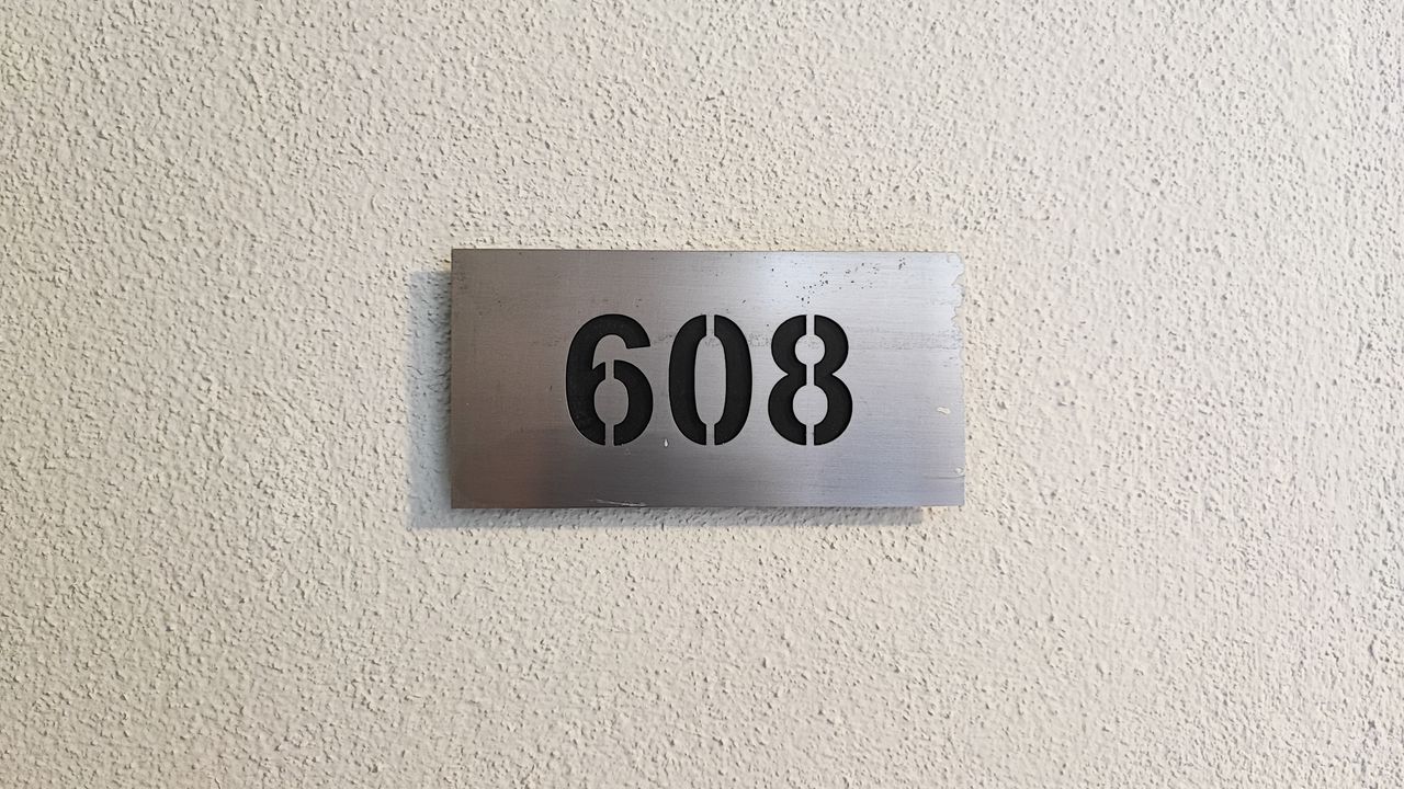 40526 5