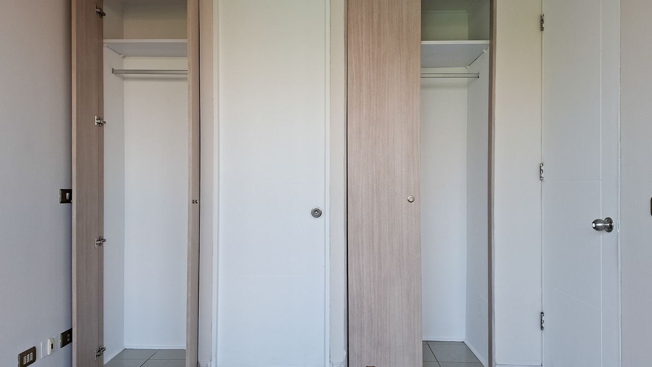 3708 5